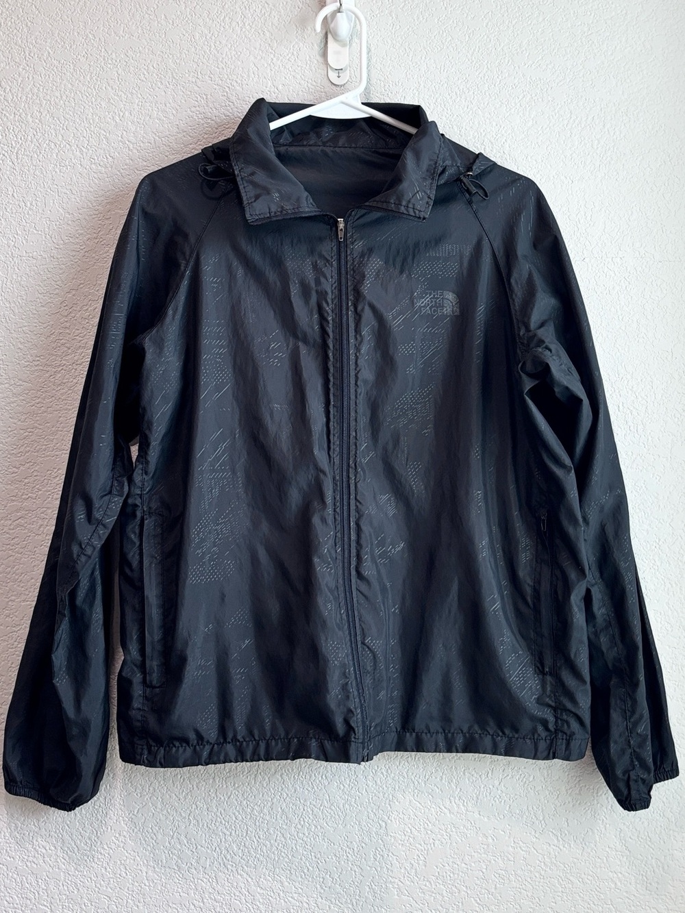 North Face Windbreaker Lightweight Jacket Black Hideaway Hood Women’s Medium